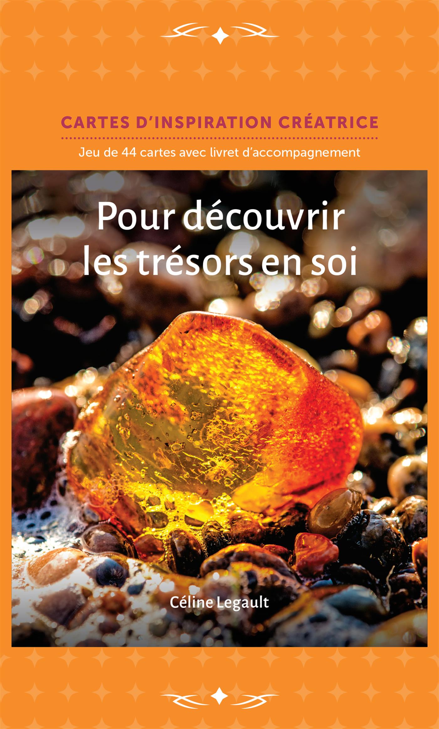 Couverture du livre de Pour découvrir les trésors en soi : cartes d'inspiration créatrice : jeu de 44 cartes avec livret d'accompagnement - papier format