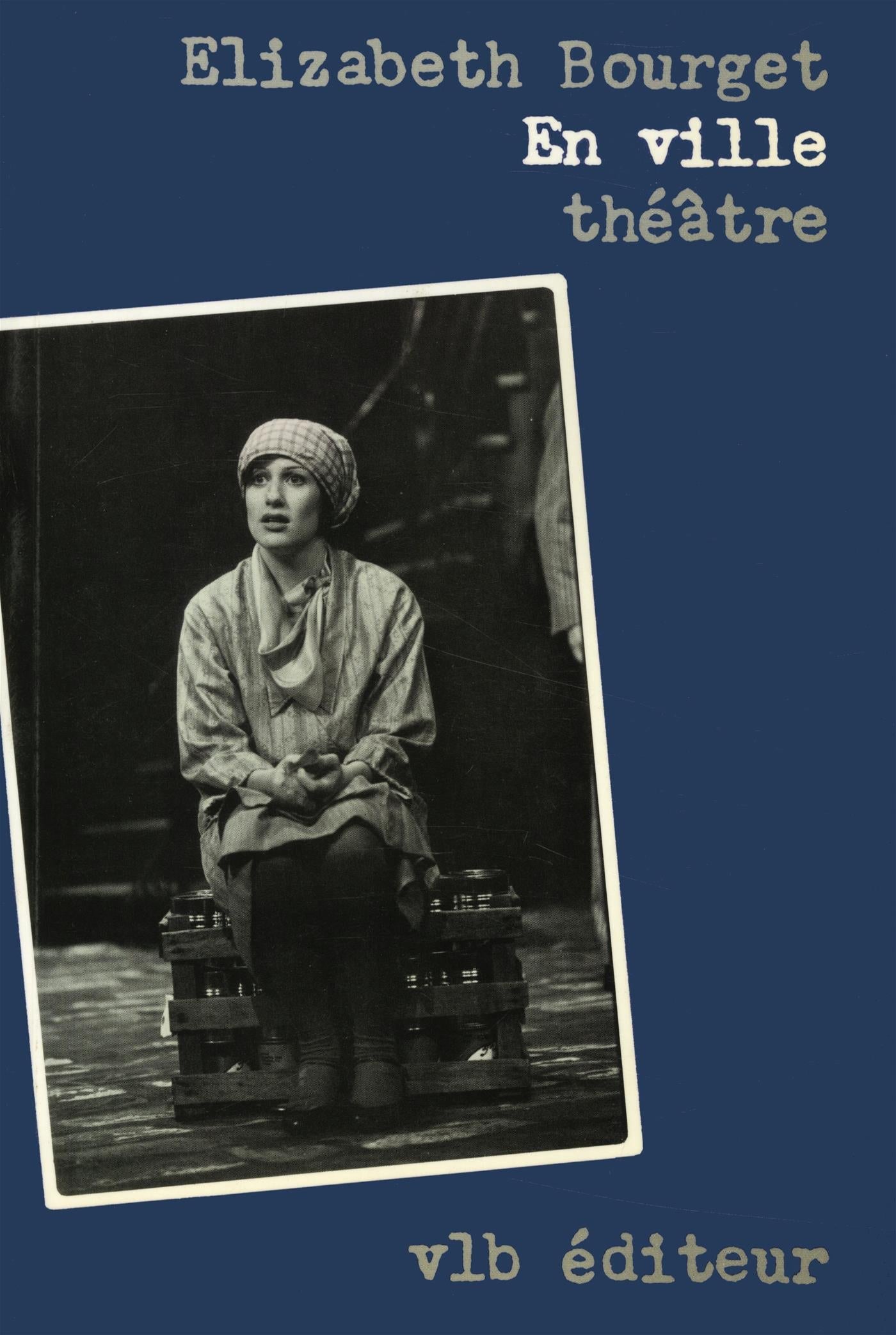 Couverture du livre de En ville - papier format