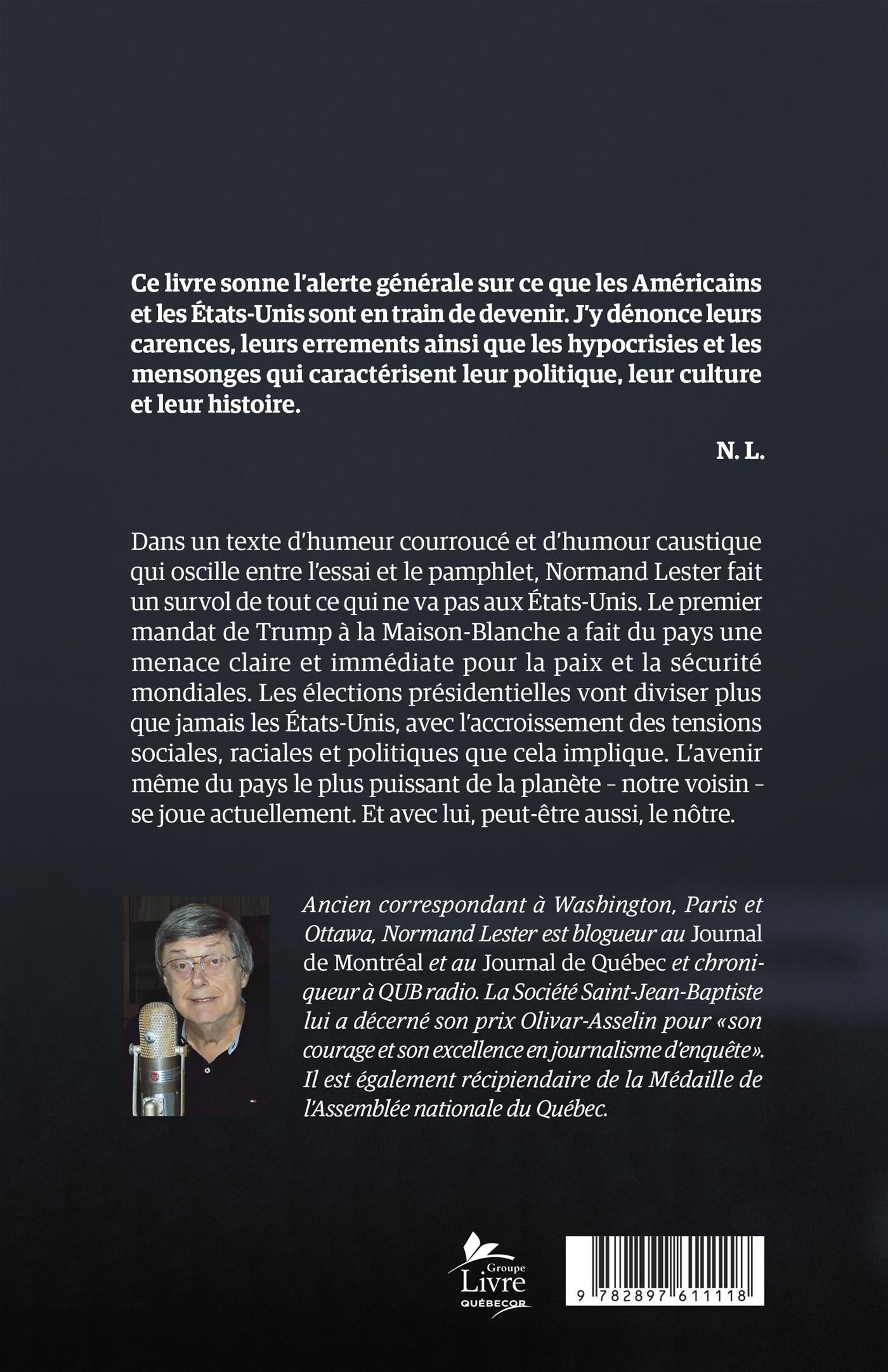 Couverture du livre de Stupides et dangereux : les États-Unis à l'ère de Trump - papier format